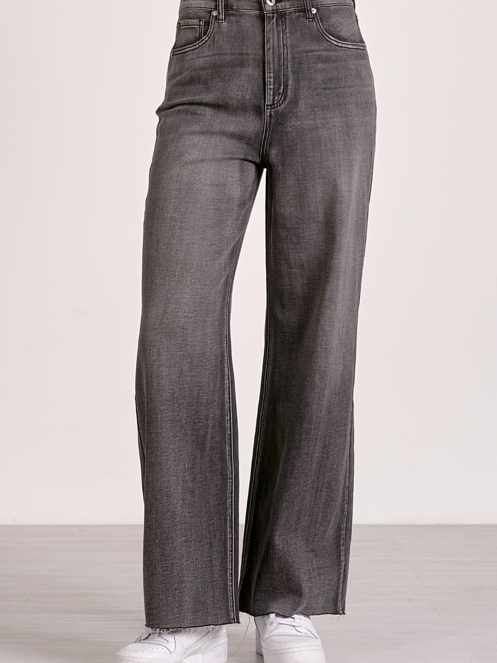 NWT Elan Black Wash Wide Leg Jeans Raw Hem High Rise Denim Medium